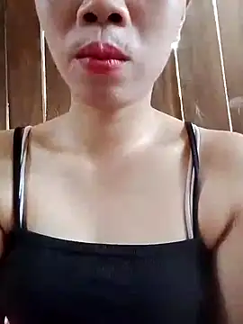 Snapshot of Lover-loverxx chatting on September 24, 2025, 12:29 am Lover-loverxx online show from September 24, 2025, 12:29 am