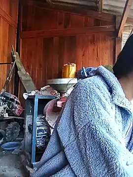 Mai lovely online show from November 25, 2025, 2:01 am