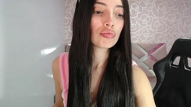cynthia ch online show from October 17, 2025, 4:16 am