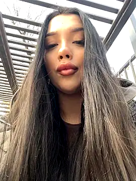 kiss Lissa online show from November 15, 2025, 11:03 am