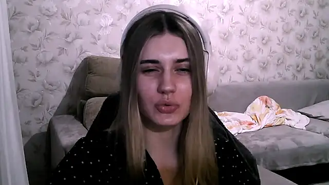 Snapshot of JerrieLoosle chatting on October 19, 2025, 4:43 pm JerrieLoosle online show from October 19, 2025, 4:43 pm