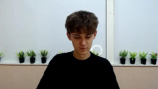 Snapshot of Hoot_Dude_ chatting on October 18, 2025, 1:35 pm Hoot Dude  online show from October 18, 2025, 1:35 pm