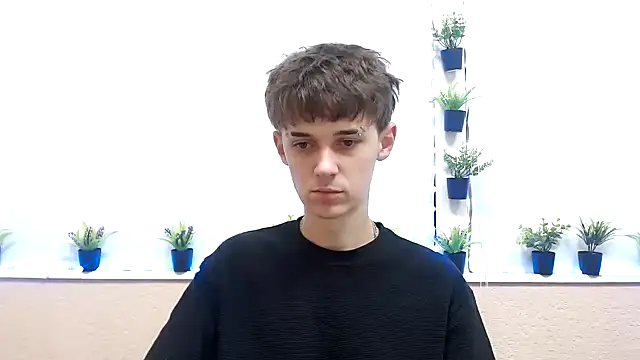 Snapshot of Hoot_Dude_ chatting on October 29, 2025, 2:27 pm Hoot Dude  online show from October 29, 2025, 2:27 pm