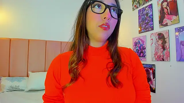 Snapshot of emily__walker chatting on February 10, 2026, 4:22 am emily walker online show from February 10, 2026, 4:22 am