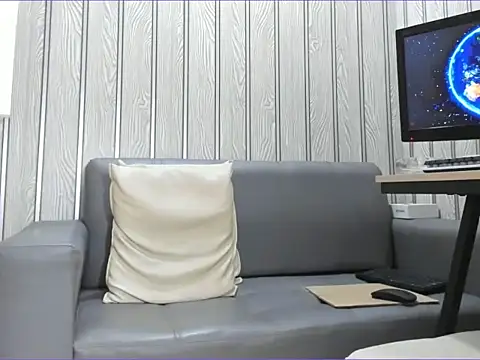 Snapshot of cesar_danett chatting on March 15, 2026, 6:48 pm cesar danett online show from March 15, 2026, 6:48 pm