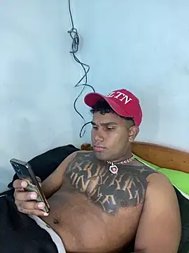 Snapshot of crezy_02 chatting on September 23, 2025, 8:16 pm crezy 02 online show from September 23, 2025, 8:16 pm