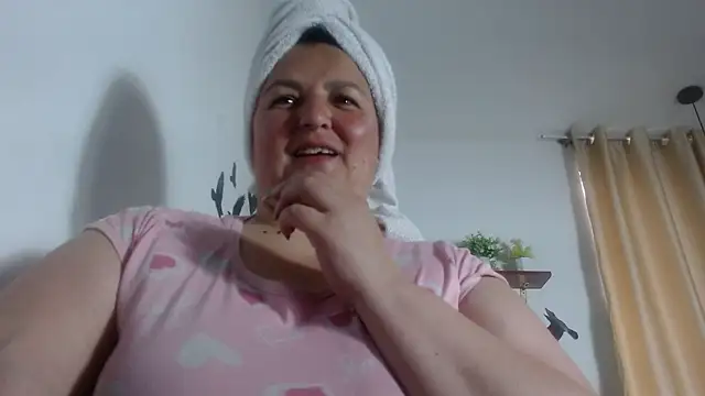 SweetRouse   online show from November 26, 2025, 2:28 pm