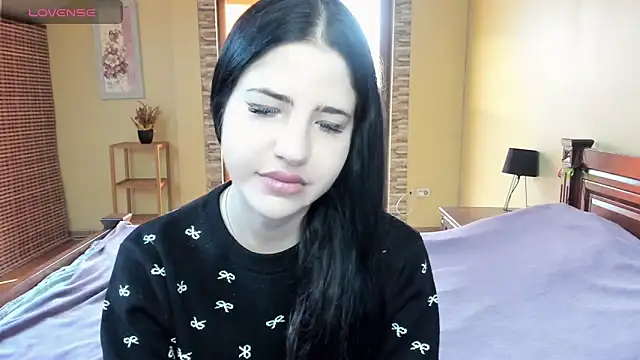 Malibu J online show from October 16, 2025, 6:32 am