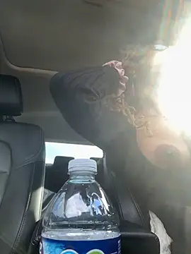 lilmisssunshine  online show from October 8, 2025, 8:31 pm