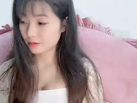 Snapshot of Lie_liee chatting on February 19, 2026, 2:19 am Lie liee online show from February 19, 2026, 2:19 am