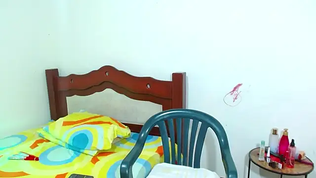 lorenacapelli online show from January 15, 2026, 12:14 am