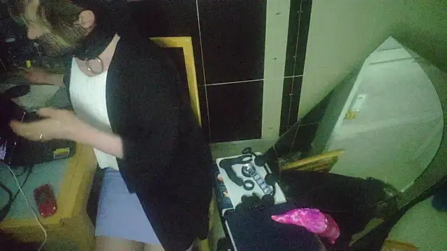 LilithsEve online show from October 22, 2025, 11:47 pm