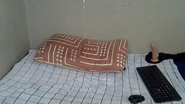 Bellabootie online show from February 3, 2026, 6:46 pm