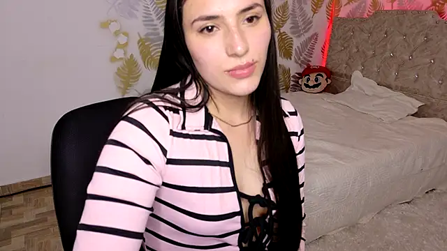 Snapshot of CattleyaAngel chatting on October 17, 2025, 11:17 pm CattleyaAngel online show from October 17, 2025, 11:17 pm