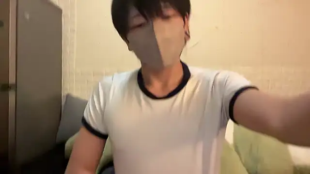 tora3220 online show from December 3, 2025, 1:32 pm