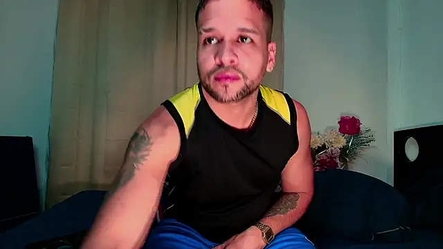 Snapshot of LucasGaeel chatting on January 18, 2026, 1:53 am LucasGaeel online show from January 18, 2026, 1:53 am