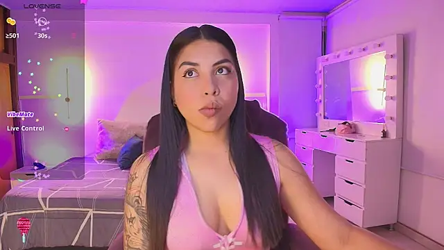 kloe28 online show from February 7, 2026, 3:47 am