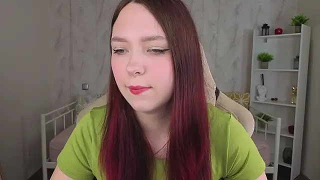 Monica  Queen online show from May 19, 2026, 5:36 am