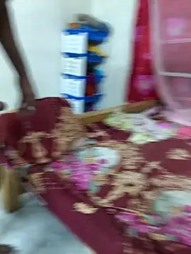 Love Queen11 online show from November 1, 2025, 8:03 pm