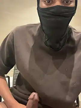 SkinnyD  online show from February 22, 2026, 9:27 pm