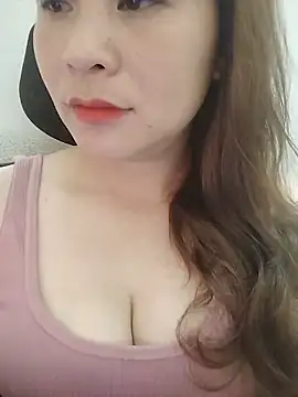 Girl Shy2000 online show from May 23, 2026, 3:49 am