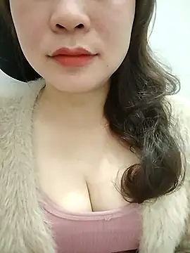 Girl Shy2000 online show from March 7, 2026, 12:21 pm