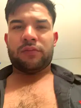 Snapshot of Moisesjrtapia chatting on September 24, 2025, 10:55 am Moisesjrtapia online show from September 24, 2025, 10:55 am