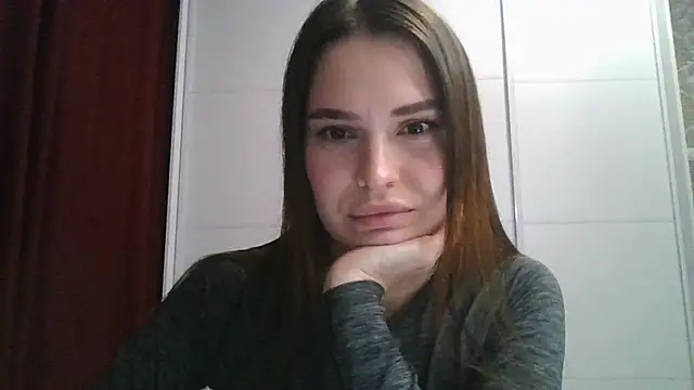 Snapshot of Miravell chatting on October 29, 2025, 9:47 pm Miravell online show from October 29, 2025, 9:47 pm