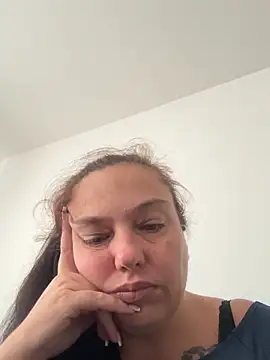 Snapshot of Eleanorxx chatting on September 27, 2025, 12:33 pm Eleanorxx online show from September 27, 2025, 12:33 pm