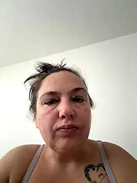 Snapshot of Eleanorxx chatting on October 27, 2025, 8:04 am Eleanorxx online show from October 27, 2025, 8:04 am