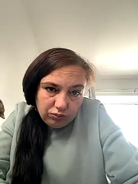 Snapshot of Eleanorxx chatting on October 8, 2025, 9:44 am Eleanorxx online show from October 8, 2025, 9:44 am