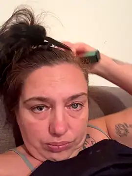 Snapshot of Eleanorxx chatting on October 1, 2025, 8:02 pm Eleanorxx online show from October 1, 2025, 8:02 pm