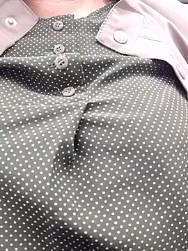 Kimkhaepretty online show from November 20, 2025, 5:08 am