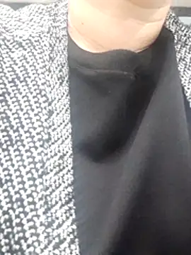 Kimkhaepretty online show from November 25, 2025, 5:19 am