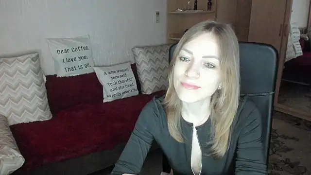 Tiffany Bates online show from April 1, 2026, 1:41 pm