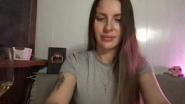 Snapshot of Ceryanna chatting on October 28, 2025, 12:22 am Ceryanna online show from October 28, 2025, 12:22 am