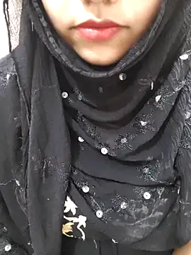 Miss Rose   online show from November 26, 2025, 6:57 am