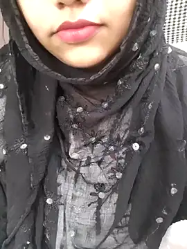 Miss Rose   online show from March 13, 2026, 4:28 am