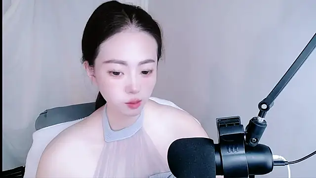 mitowato online show from October 15, 2025, 6:27 pm