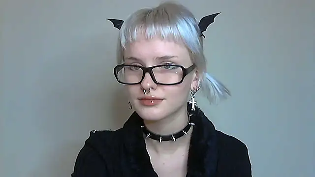 Paradoxy  online show from October 23, 2025, 7:45 pm