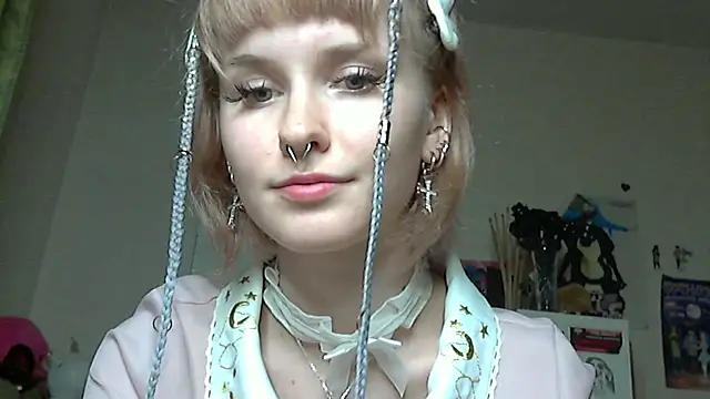 Paradoxy  online show from April 20, 2026, 7:48 pm