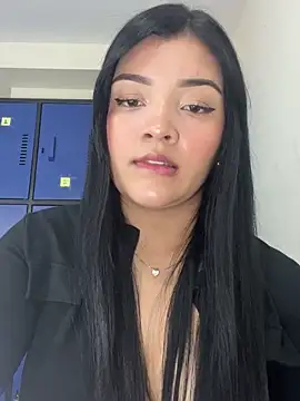 EmmaBlossom online show from November 8, 2025, 7:28 pm