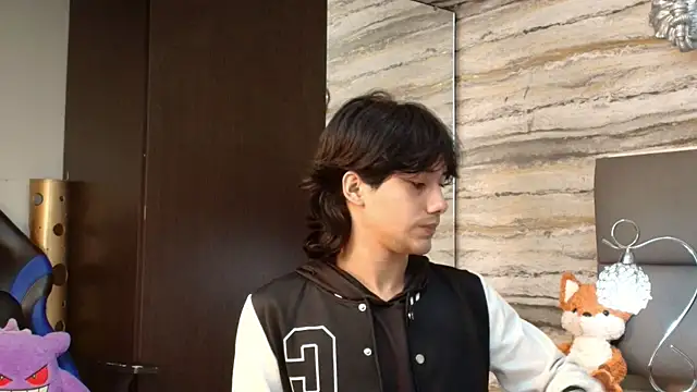 Snapshot of Lovers_21 chatting on March 24, 2026, 4:01 am Lovers 21 online show from March 24, 2026, 4:01 am