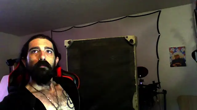 Snapshot of Neekaleek89 chatting on October 16, 2025, 4:04 pm Neekaleek89 online show from October 16, 2025, 4:04 pm