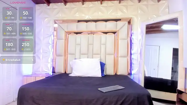 Snapshot of Sarah_Adamss chatting on March 2, 2026, 12:23 pm Sarah Adamss online show from March 2, 2026, 12:23 pm