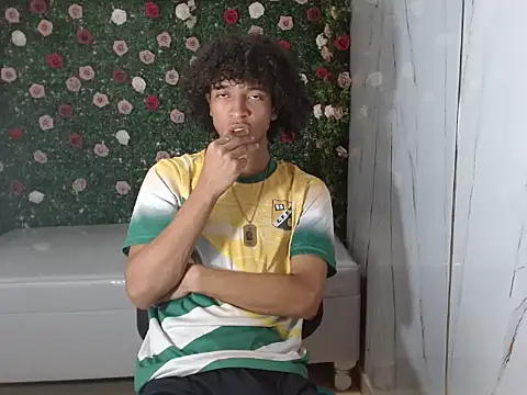 xion ez online show from November 12, 2025, 8:23 pm