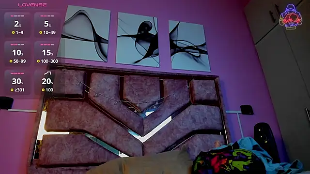 samantaa liov online show from March 9, 2026, 7:28 pm