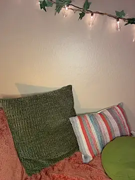 DesertLuxe online show from January 15, 2026, 7:28 pm