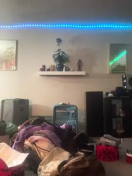 Snapshot of BuzzBunni69 chatting on October 4, 2025, 9:55 am BuzzBunni69 online show from October 4, 2025, 9:55 am