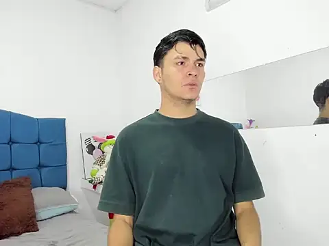 Aaron Foxxx online show from January 15, 2026, 1:14 pm